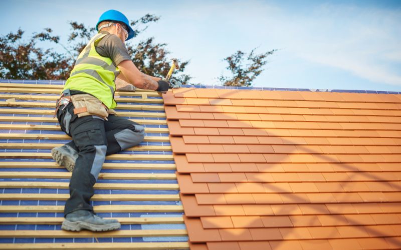 Top Tips for Choosing Tile Roof Installers in Sarasota
